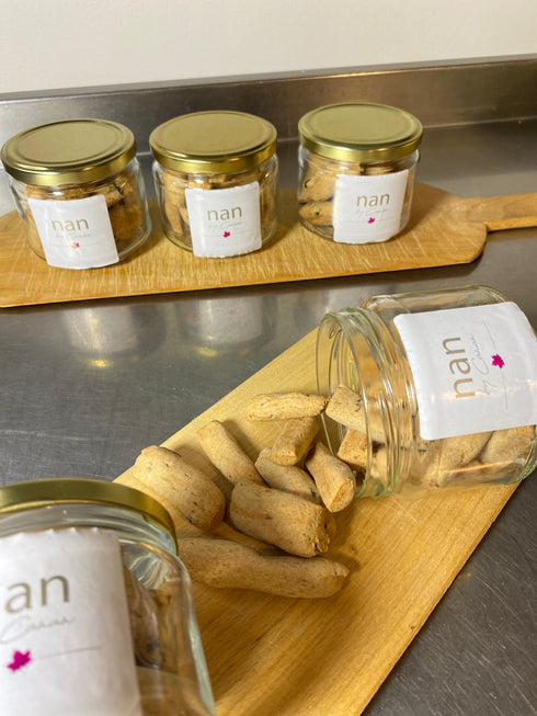 Glütensiz İzmir'in üzümlü çıtır kurabiyesi